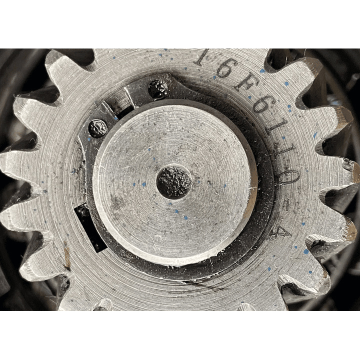 External circlip fitting